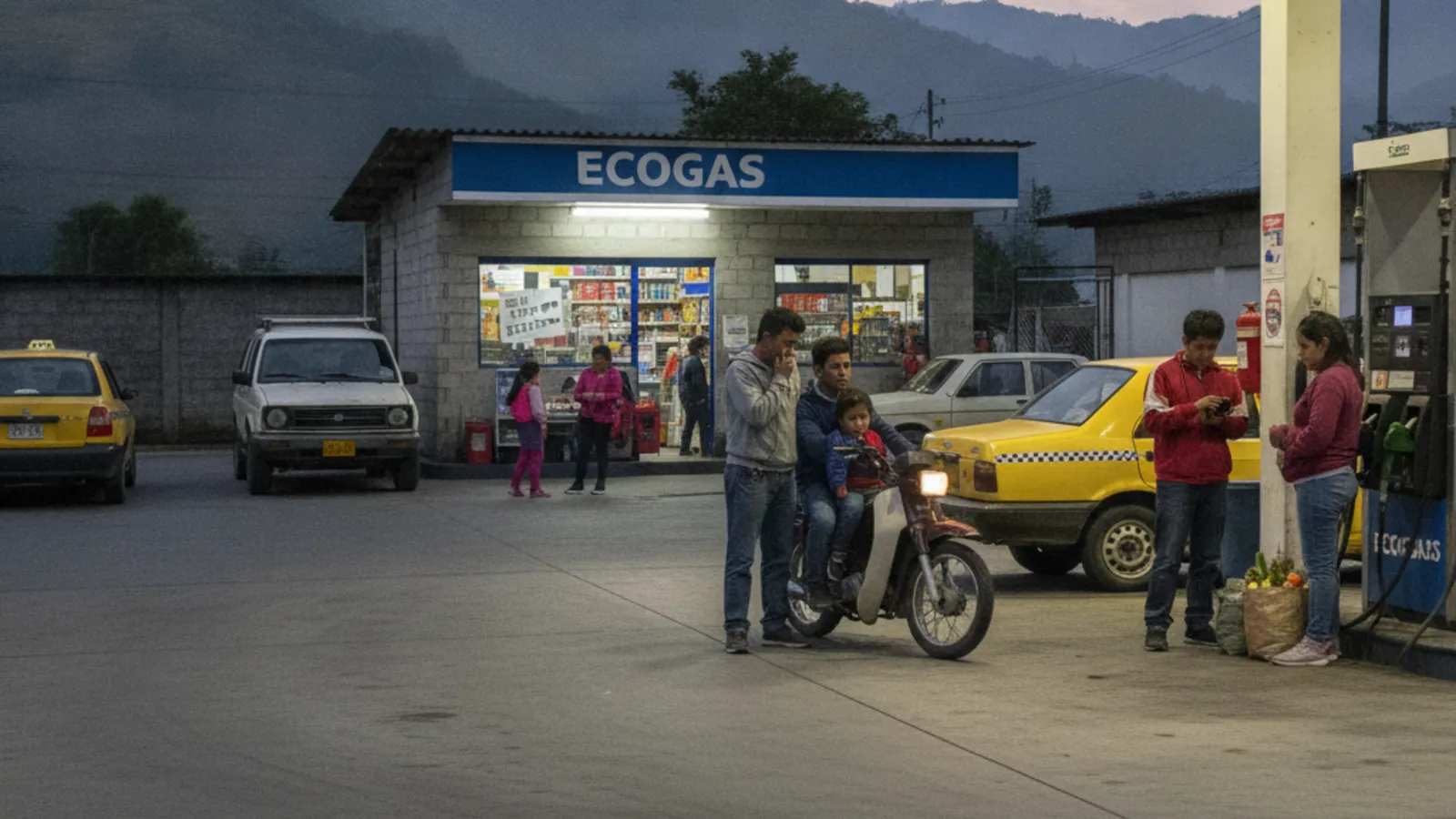 Ecuador Fuel Prices Drop About Five Cents From July 12