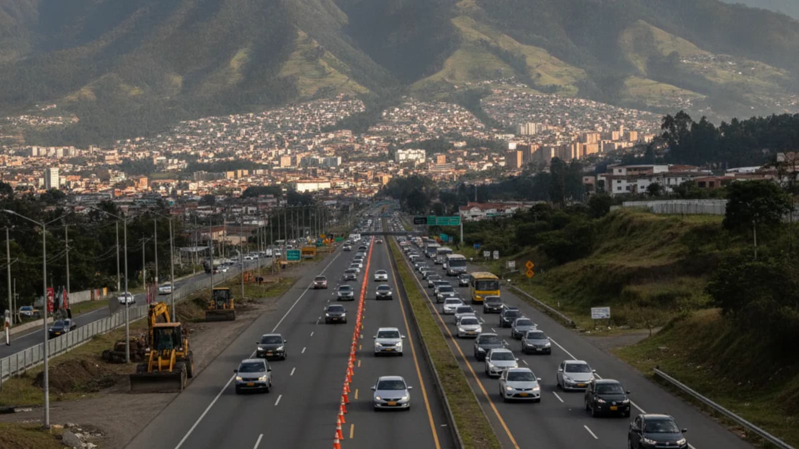 Quito’s Panamericana Norte Work Begins With Lane Closures And Contraflow
